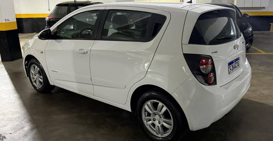 CHEVROLET SONIC 1.6 LT 16V FLEX 4P MANUAL